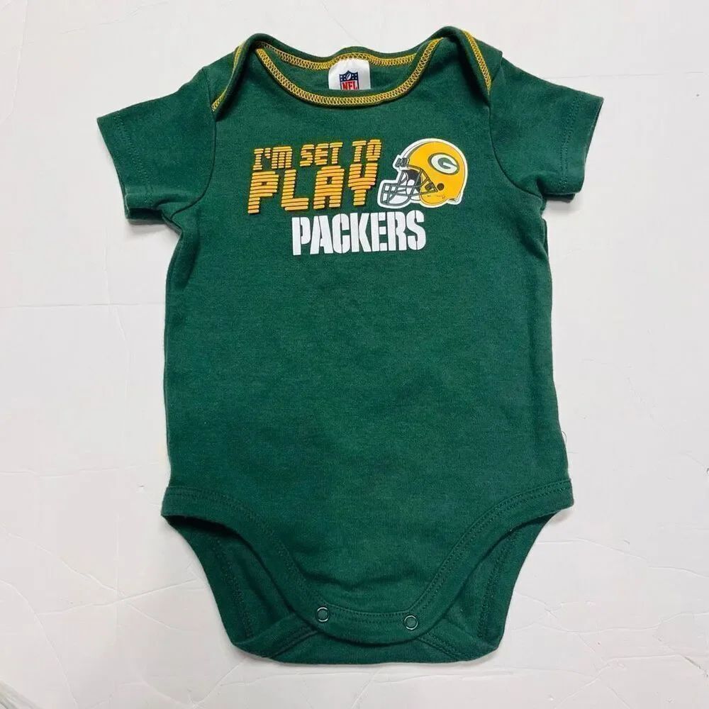 Team Apparel Green Bay Packers Bodysuit Boys Size 0-3 Months